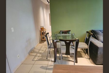 Apartamento para alugar com 54m², 2 quartos e 1 vagaSala