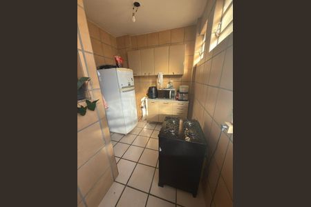 Cozinha de apartamento à venda com 2 quartos, 70m² em Conjunto Califórnia II, Belo Horizonte