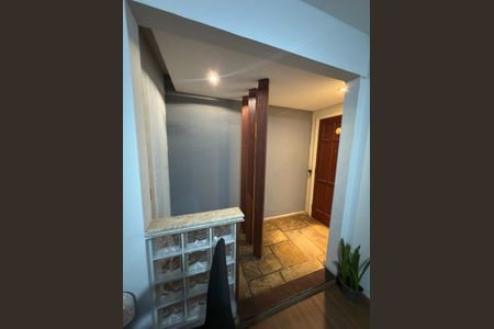Sala de apartamento à venda com 2 quartos, 70m² em Conjunto Califórnia II, Belo Horizonte