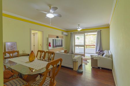 Sala de apartamento à venda com 2 quartos, 140m² em Centro, Canoas