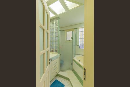 Apartamento à venda com 140m², 2 quartos e 1 vagaBanheiro da Suíte