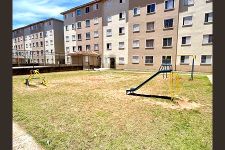 Apartamento para alugar com 44m², 2 quartos e 1 vaga Apartamento para alugar com 44m², 2 quartos e 1 vagaÁrea comum - Playground