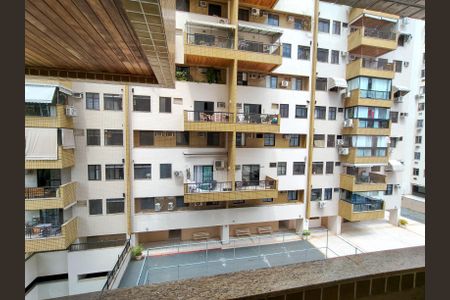 Apartamento à venda com 101m², 3 quartos e 1 vagaVista da Suíte 2