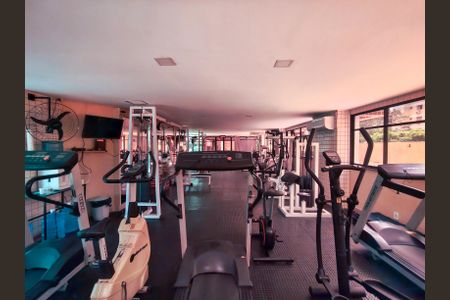 Apartamento à venda com 101m², 3 quartos e 1 vagaÁrea comum - Academia