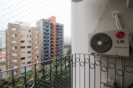 Apartamento à venda com 55m², 2 quartos e 1 vaga Apartamento à venda com 55m², 2 quartos e 1 vagaVaranda da Sala