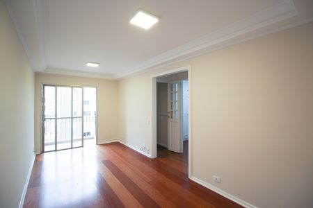 Apartamento à venda com 55m², 2 quartos e 1 vaga Apartamento à venda com 55m², 2 quartos e 1 vagaSala