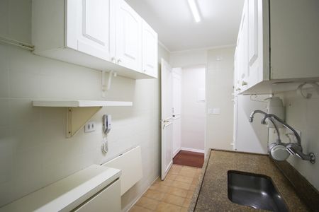 Apartamento à venda com 55m², 2 quartos e 1 vaga Apartamento à venda com 55m², 2 quartos e 1 vagaCozinha