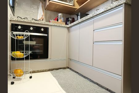 Cozinha de apartamento à venda com 2 quartos, 51m² em Pinheiros, São Paulo