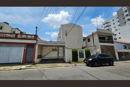 Casa de condomínio à venda com 111m², 3 quartos e 2 vagasFachada