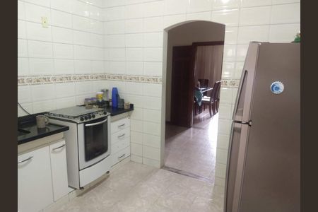 Casa para alugar com 2 quartos, 65m² em Candelária, Belo Horizonte