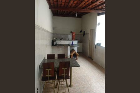 Casa para alugar com 2 quartos, 65m² em Candelária, Belo Horizonte