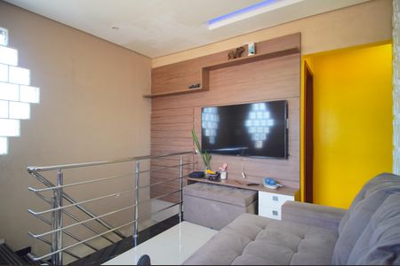 Sala de casa à venda com 3 quartos, 180m² em Santos Dumont, São Leopoldo