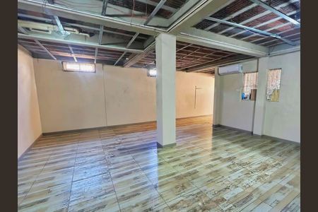 Casa à venda com 180m², 3 quartos e 3 vagasEspaço Gourmet