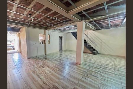 Casa à venda com 180m², 3 quartos e 3 vagasEspaço Gourmet