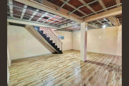 Casa à venda com 180m², 3 quartos e 3 vagasEspaço Gourmet