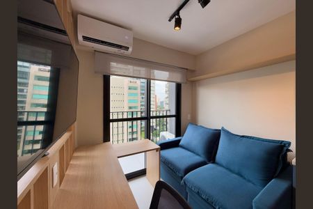 Sala  de apartamento para alugar com 1 quarto, 27m² em Campo Belo, São Paulo