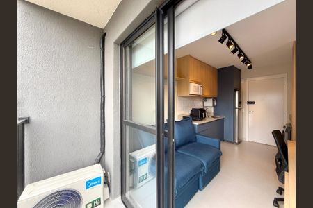 Sacada  de apartamento para alugar com 1 quarto, 27m² em Campo Belo, São Paulo