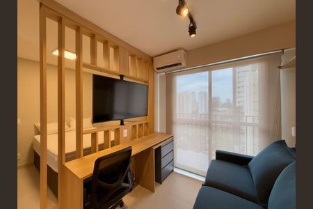 Sala  de apartamento para alugar com 1 quarto, 27m² em Campo Belo, São Paulo