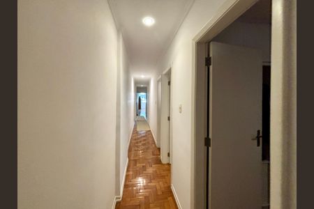 Corredor de apartamento para alugar com 3 quartos, 130m² em Copacabana, Rio de Janeiro