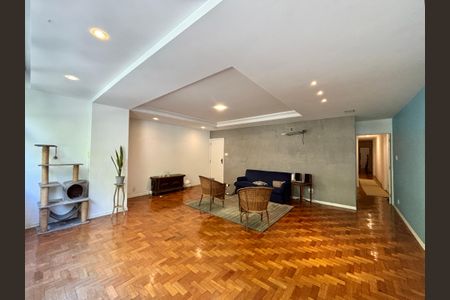 Sala de apartamento para alugar com 3 quartos, 130m² em Copacabana, Rio de Janeiro