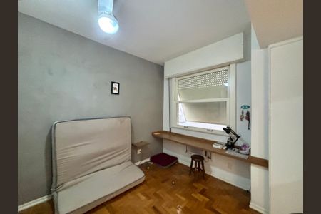 Apartamento à venda com 130m², 3 quartos e 1 vagaSuite