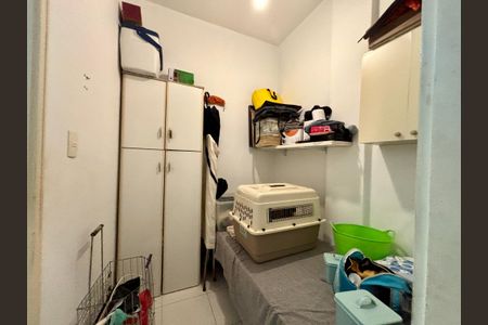Apartamento à venda com 130m², 3 quartos e 1 vagaÁrea de serviço - suíte 