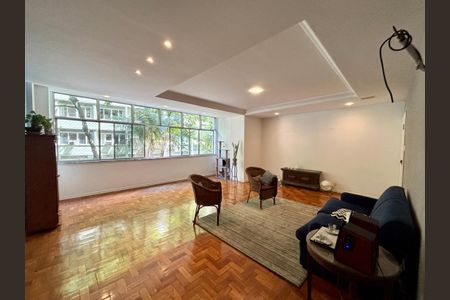 Apartamento à venda com 130m², 3 quartos e 1 vagaSala