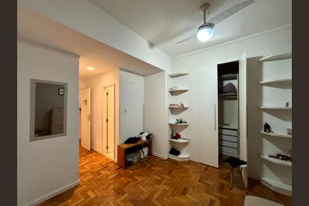Apartamento à venda com 130m², 3 quartos e 1 vagaSuite