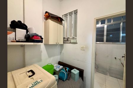 Apartamento à venda com 130m², 3 quartos e 1 vagaÁrea de serviço - suíte 