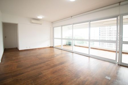 Apartamento para alugar com 114m², 2 quartos e 2 vagas