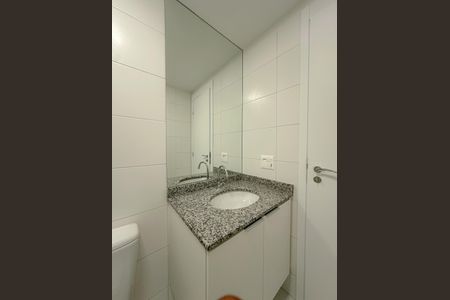 Apartamento para alugar com 63m², 2 quartos e 1 vaga Apartamento para alugar com 63m², 2 quartos e 1 vagaBanheiro Social