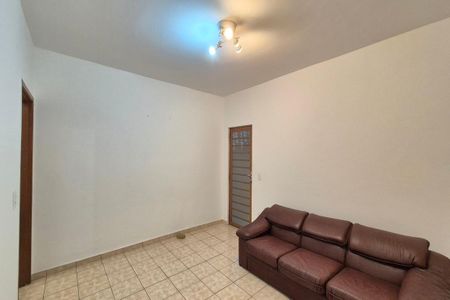 Casa para alugar com 190m², 4 quartos e 3 vagasSala