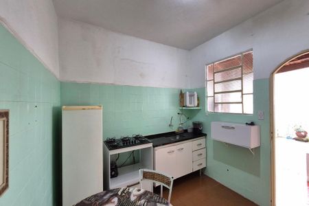 Casa para alugar com 190m², 4 quartos e 3 vagasCozinha 