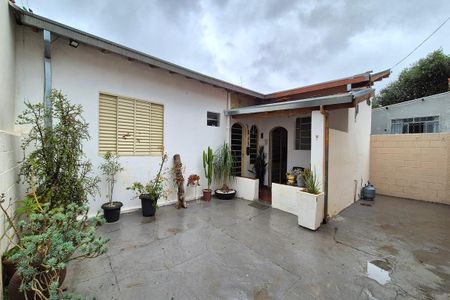 Casa para alugar com 190m², 4 quartos e 3 vagasQuintal 