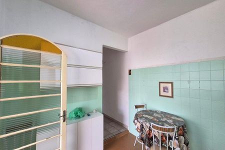 Casa para alugar com 190m², 4 quartos e 3 vagasCozinha 