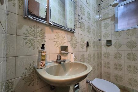 Casa para alugar com 190m², 4 quartos e 3 vagasBanheiro