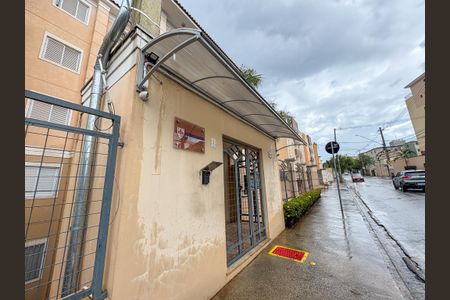 Apartamento para alugar com 92m², 2 quartos e 1 vaga Apartamento para alugar com 92m², 2 quartos e 1 vagaFachada