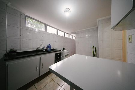 Cozinha de apartamento para alugar com 2 quartos, 78m² em Cangaiba, São Paulo