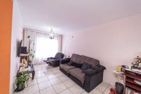 Apartamento para alugar com 76m², 2 quartos e 1 vagaSala