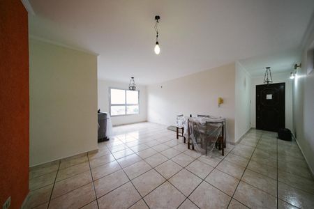 Apartamento para alugar com 78m², 2 quartos e sem vagaSala