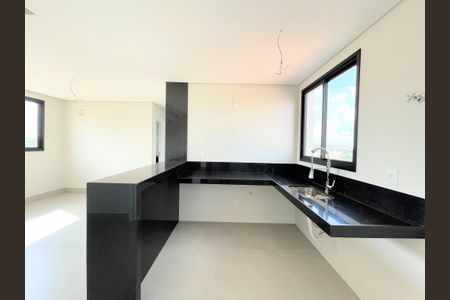 Cozinha de apartamento à venda com 4 quartos, 144m² em Planalto, Belo Horizonte