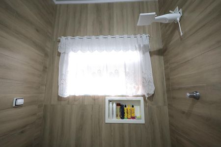 Casa para alugar com 137m², 3 quartos e 2 vagas Casa para alugar com 137m², 3 quartos e 2 vagasBanheiro