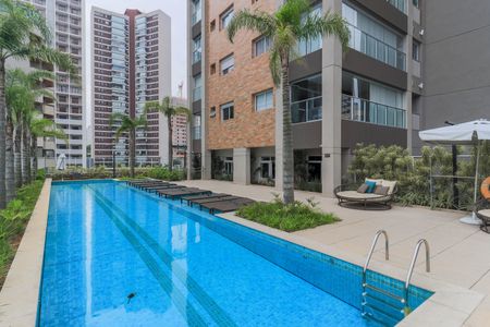 Apartamento à venda com 103m², 2 quartos e 2 vagasÁrea comum - Piscina