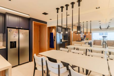 Apartamento à venda com 103m², 2 quartos e 2 vagasSala