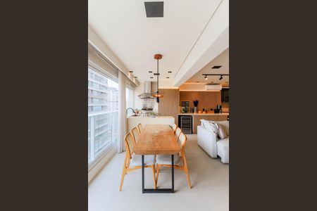 Apartamento à venda com 103m², 2 quartos e 2 vagasVaranda Gourmet