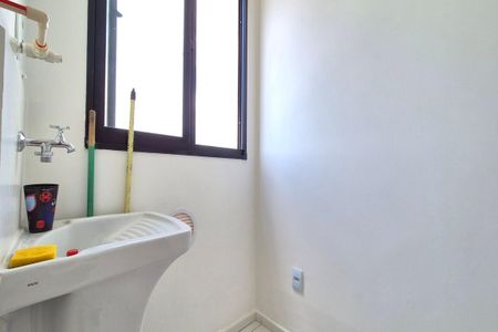 Apartamento para alugar com 43m², 2 quartos e 1 vagaÁrea de Serviço