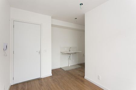 Apartamento para alugar com 34m², 2 quartos e sem vaga Apartamento para alugar com 34m², 2 quartos e sem vagaSala