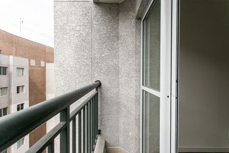 Apartamento para alugar com 34m², 2 quartos e sem vaga Apartamento para alugar com 34m², 2 quartos e sem vagaVaranda da Sala