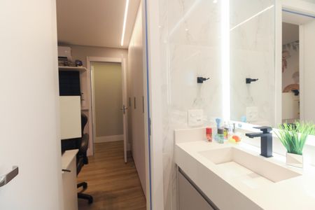 Apartamento à venda com 112m², 3 quartos e 2 vagasBanheiro Suíte 1