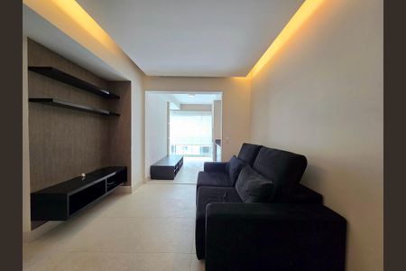 Sala de apartamento para alugar com 2 quartos, 70m² em Vila Olímpia, São Paulo